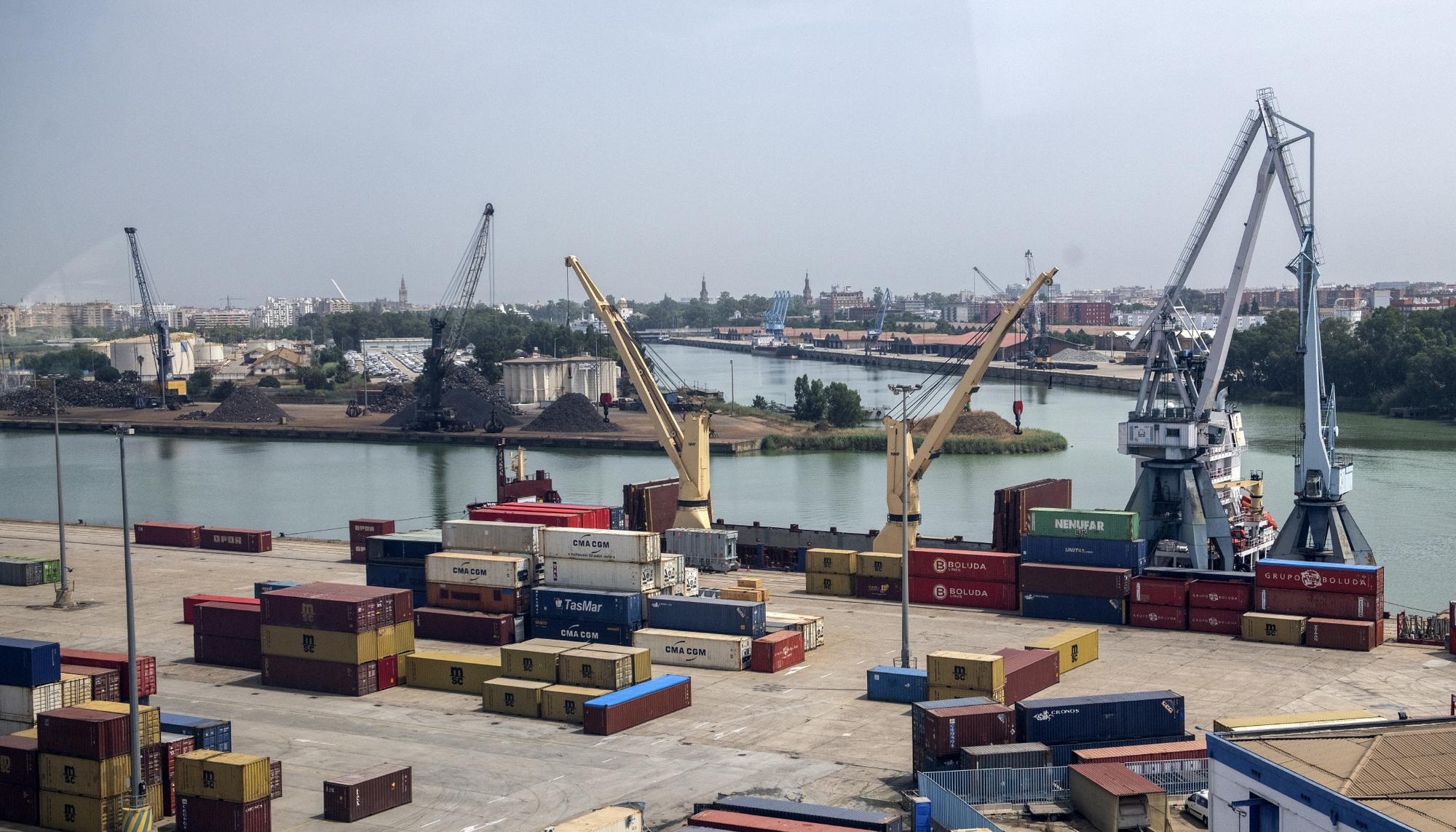 Contenedores puerto Cádiz